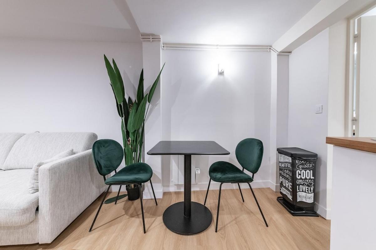 Appartement Avenue Breteuil Family - 11 Pers - Unique - Cosy *